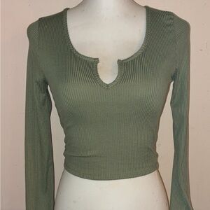 Top Chic Olive Green Ribbed Long Sleeve Crop Top | Women’s Small
